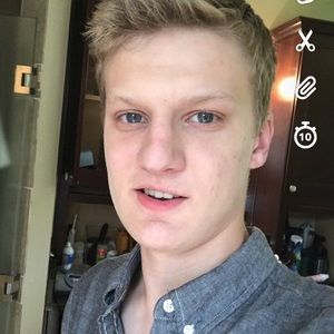 Meet your Posher, Erik